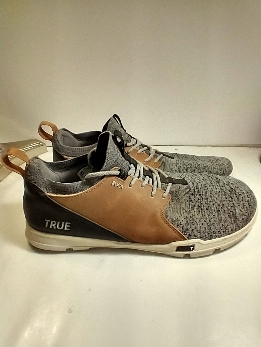 True Linkswear OG Feel Grey Knit Leather Spikeless Golf Shoes Men's sz 10.5. - Picture 2 of 12